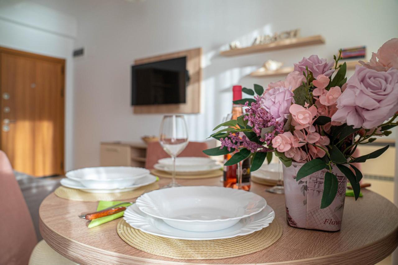 Apartament Le Bonheur 마마이아 외부 사진